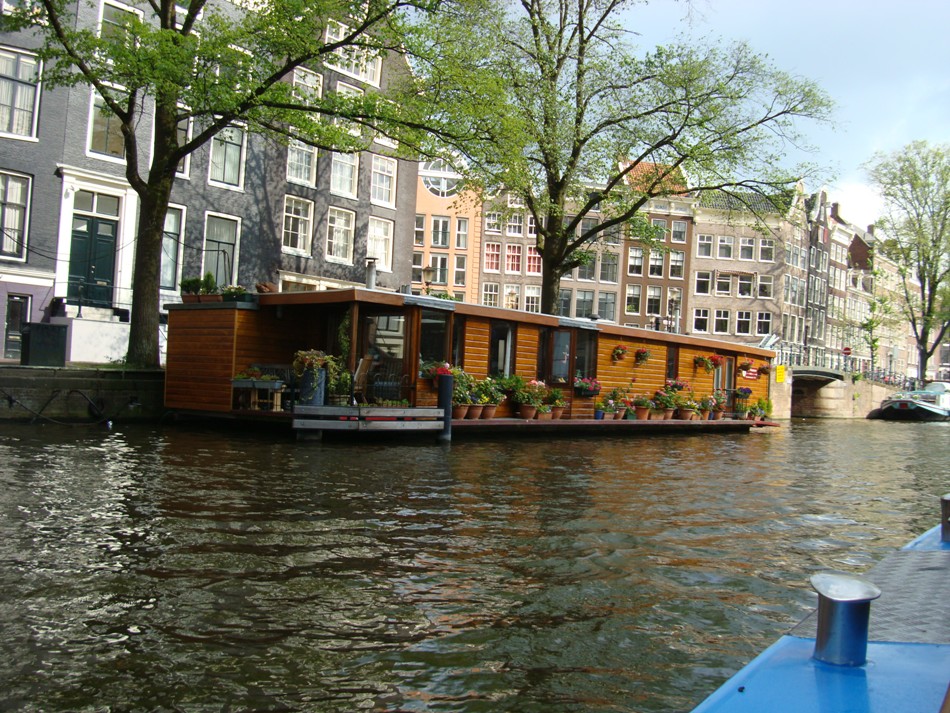 AmsterdamRhineRiver015s.jpg